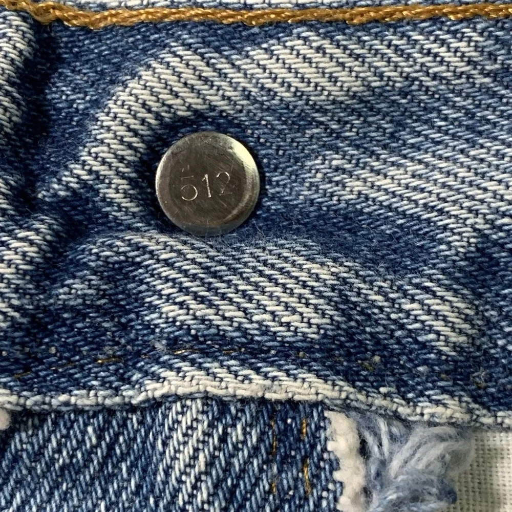 Levis these levi